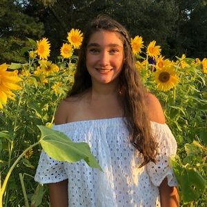 Meet your Posher, Maddie
